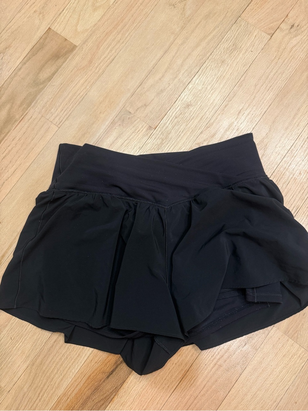 Aerie Offline Flowy shorts